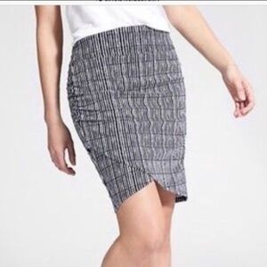 Athleta Kickback stretch ruched tulip skirt NAVY S